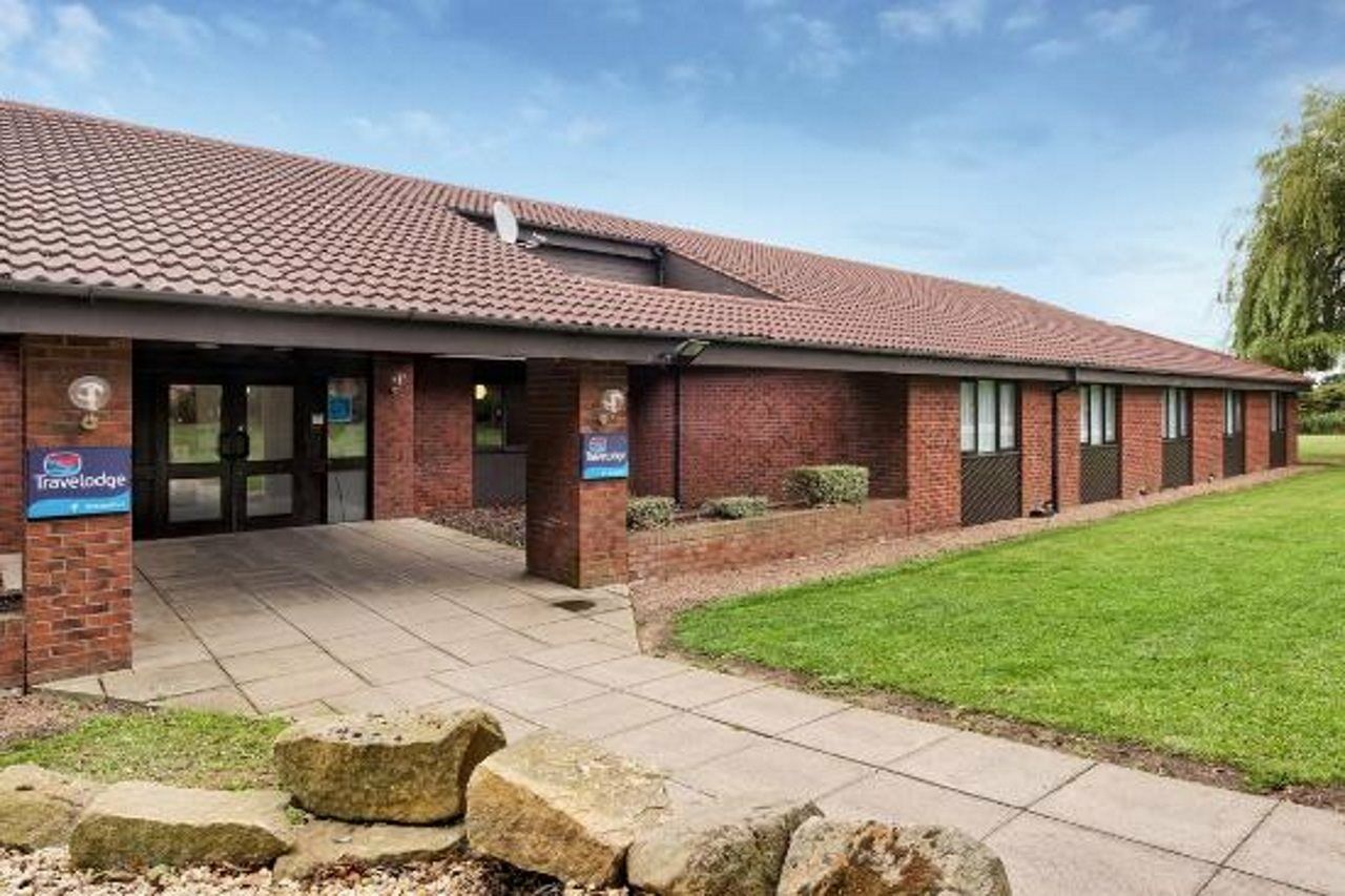 Travelodge Newark North Muskham Norwell Exteriör bild